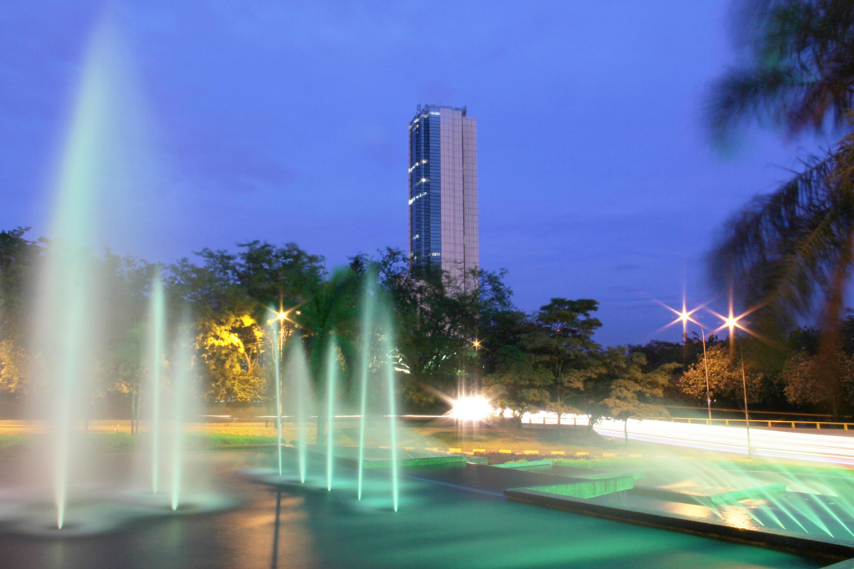 Torre De Cali Plaza Hotel Exterior photo